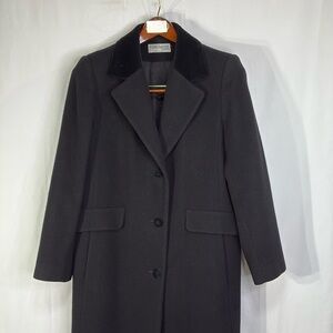 ♦️Forecaster black wool dress coat with velvet collar and buttons: